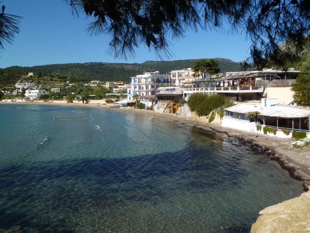 Liberty II Hotel Agia Marina  Екстериор снимка