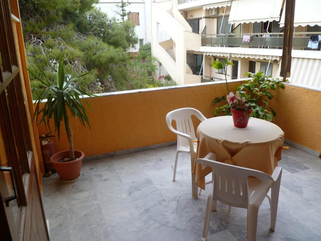 Liberty II Hotel Agia Marina  Екстериор снимка